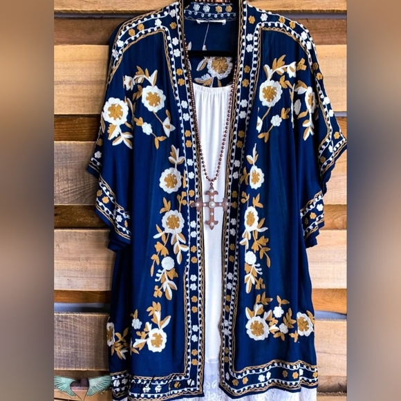 Angel Heart Boutique NWT Embroidered Open Cardigan. - Picture 15 of 16